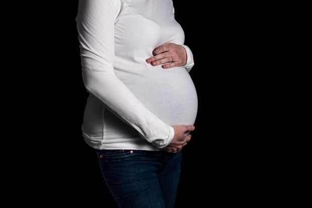 nuage creation photographe grossesse aix en provence